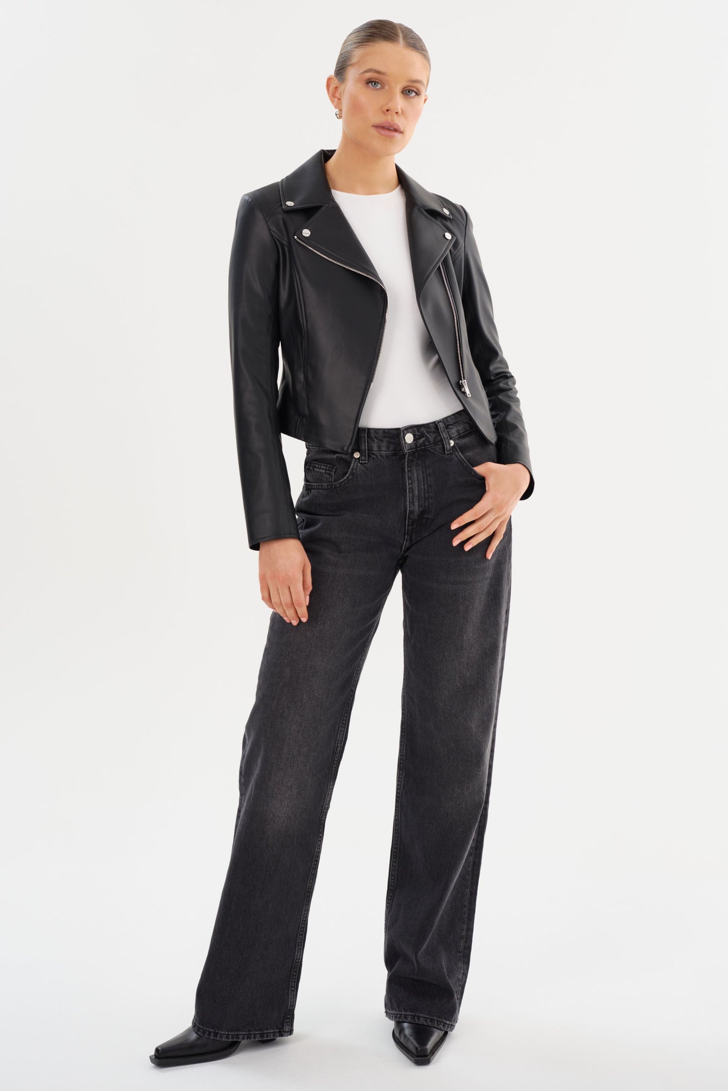 PASCALE | Fitted Faux Leather Jacket