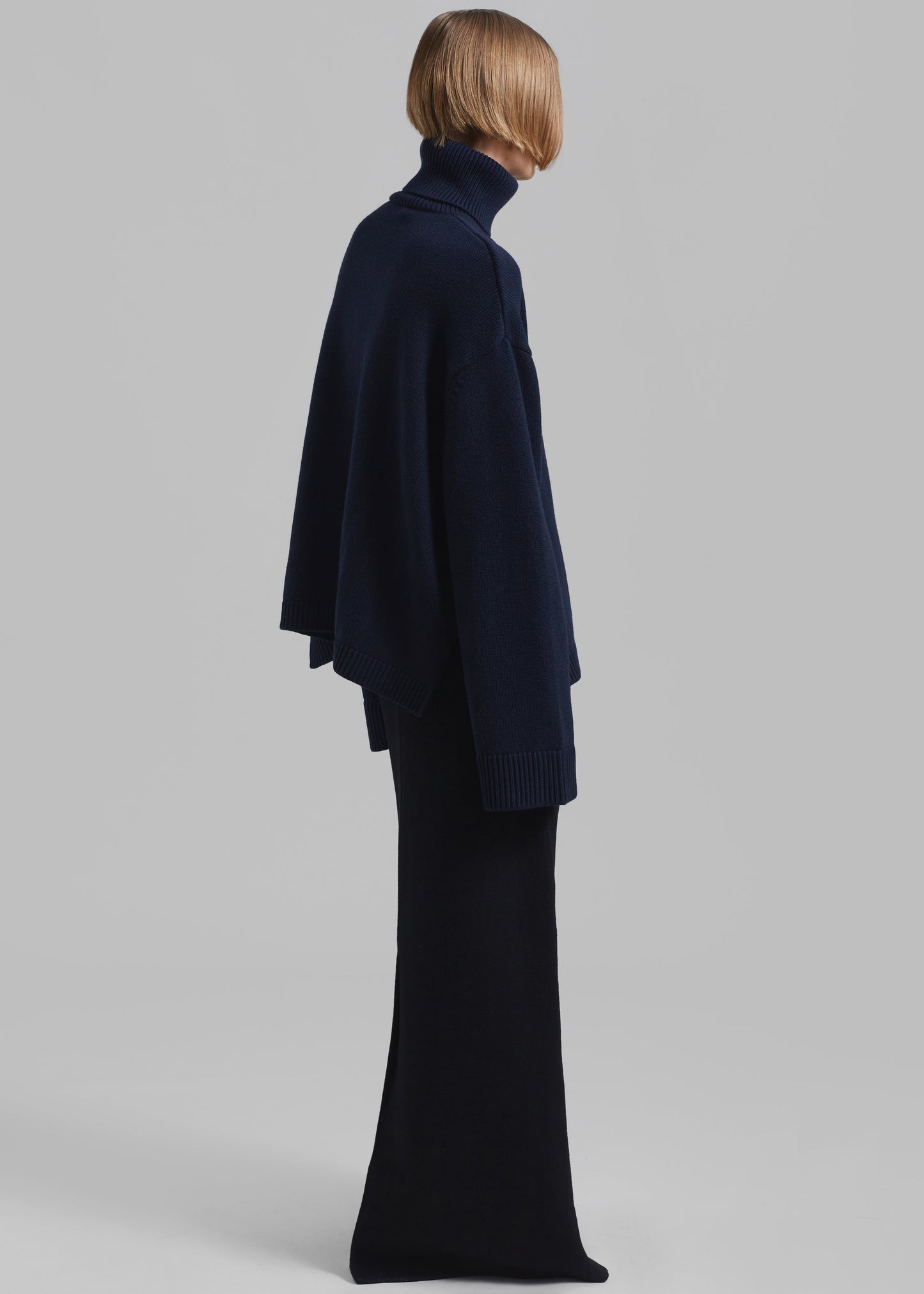 Rhea Trapeze Turtleneck - Navy