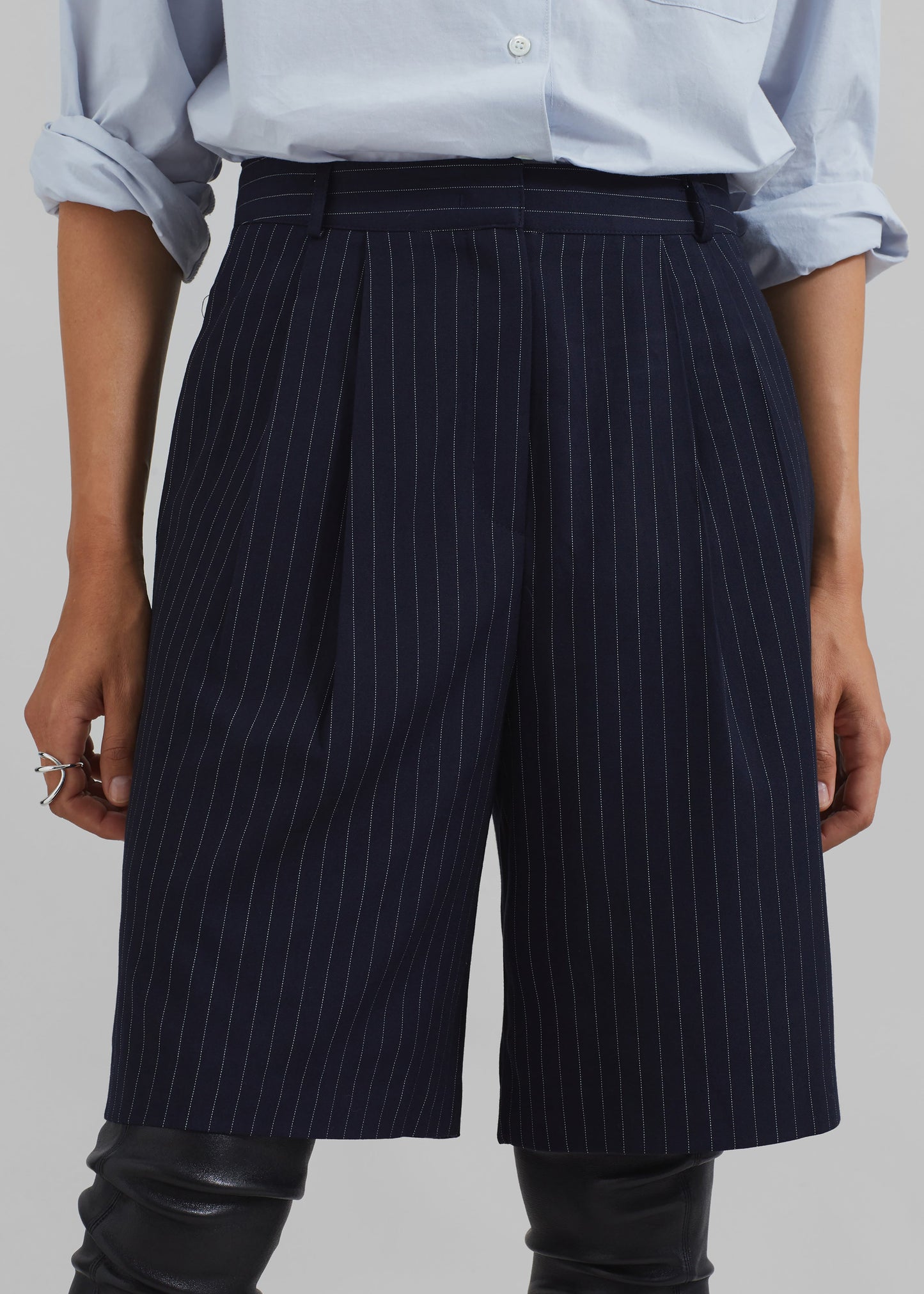 Sava Bermuda Shorts - Navy/White Stripe