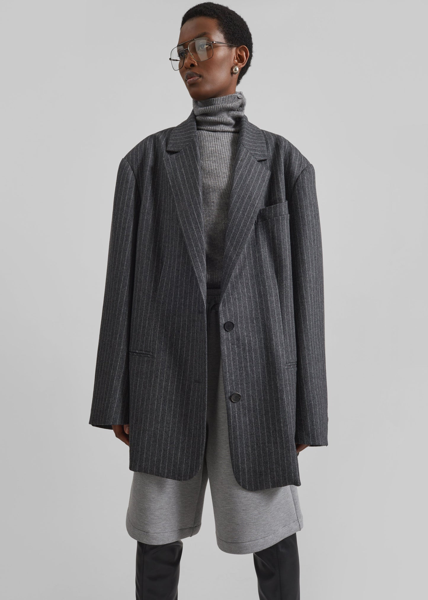 Stora Oversized Wool Blazer - Grey/White Pinstripe