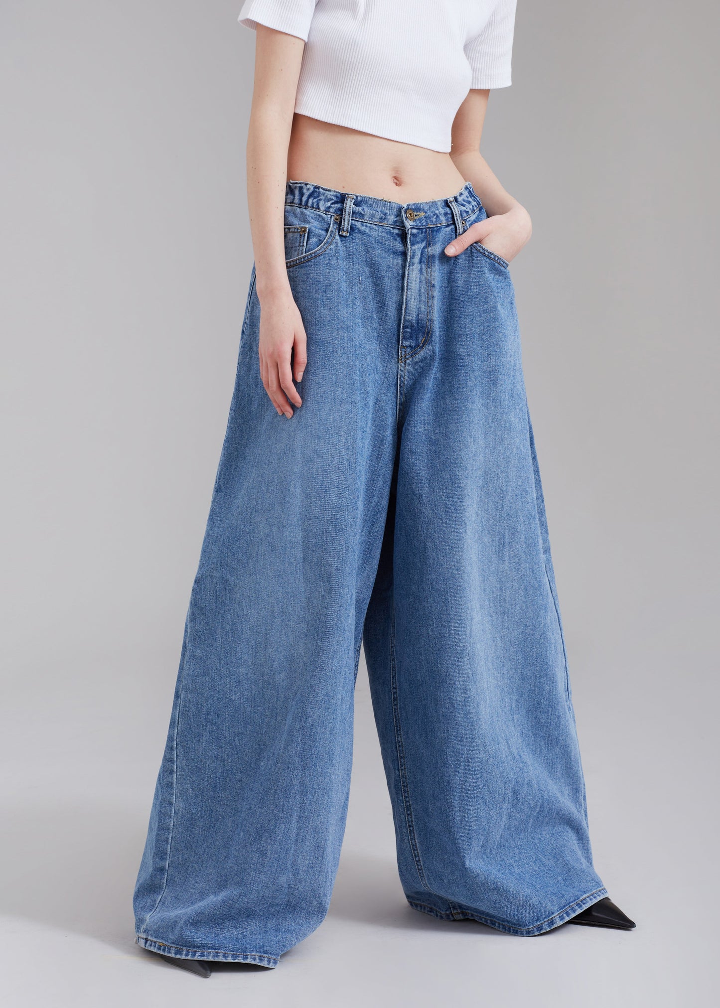 Sasha Wide Leg Jeans - Worn Wash