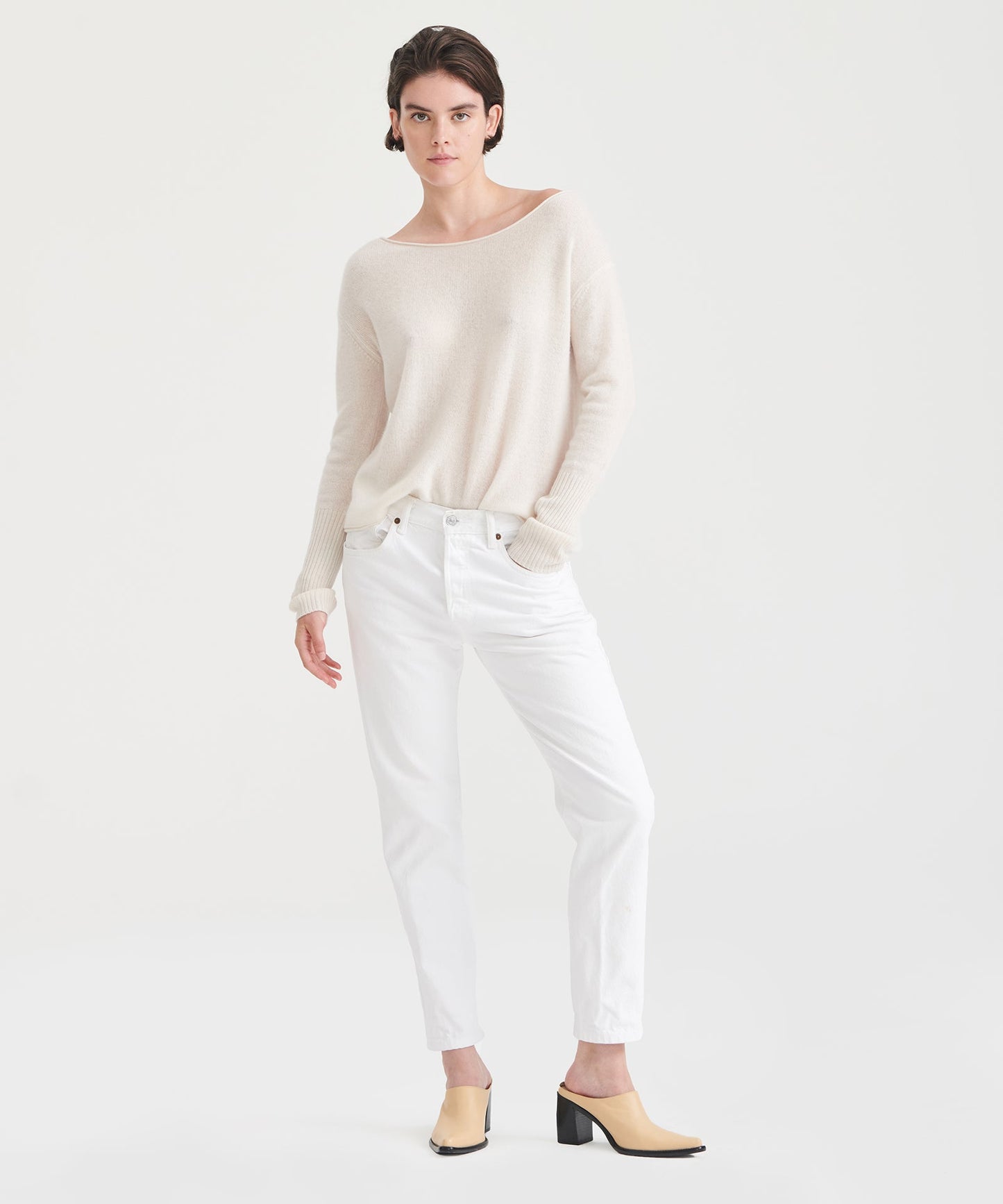 Lightweight Cashmere Boatneck Sweater