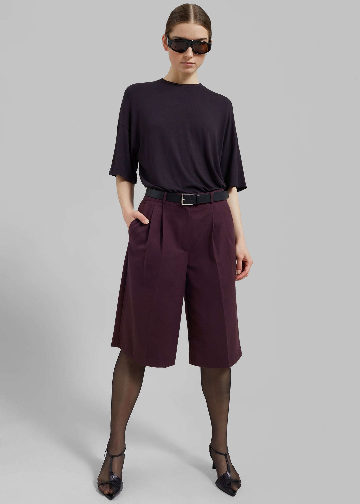 Wilma Pleated Bermuda Shorts - Burgundy