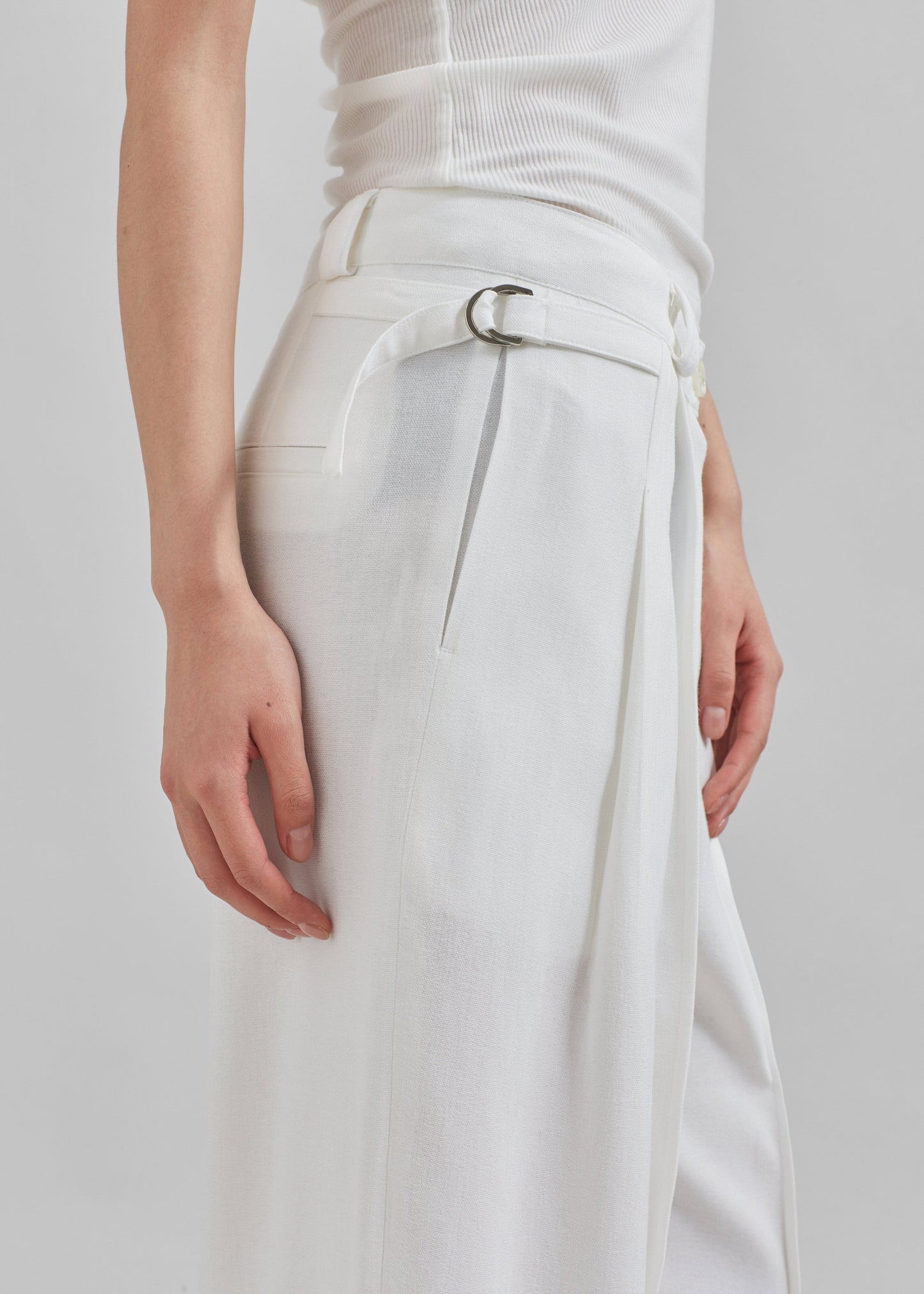 Xia Side Belt Trousers - White