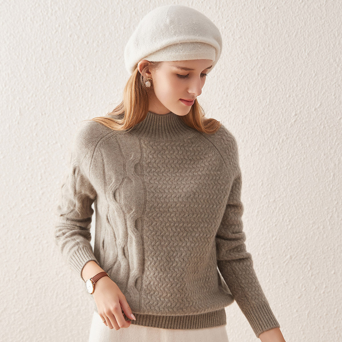 100% Cashmere Mock Neck Knit Sweater