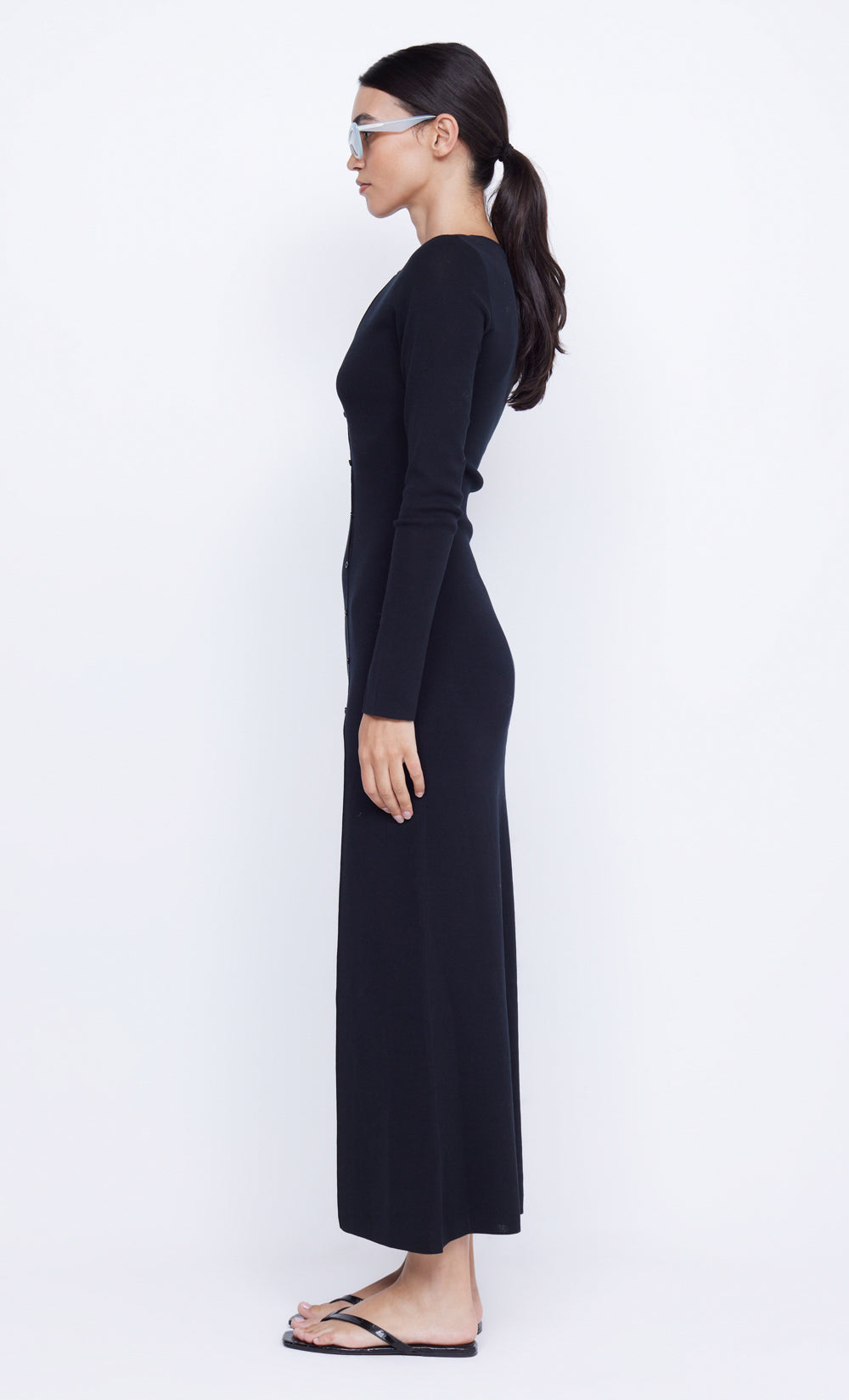 ALIENOR KEY HOLE KNIT DRESS - BLACK