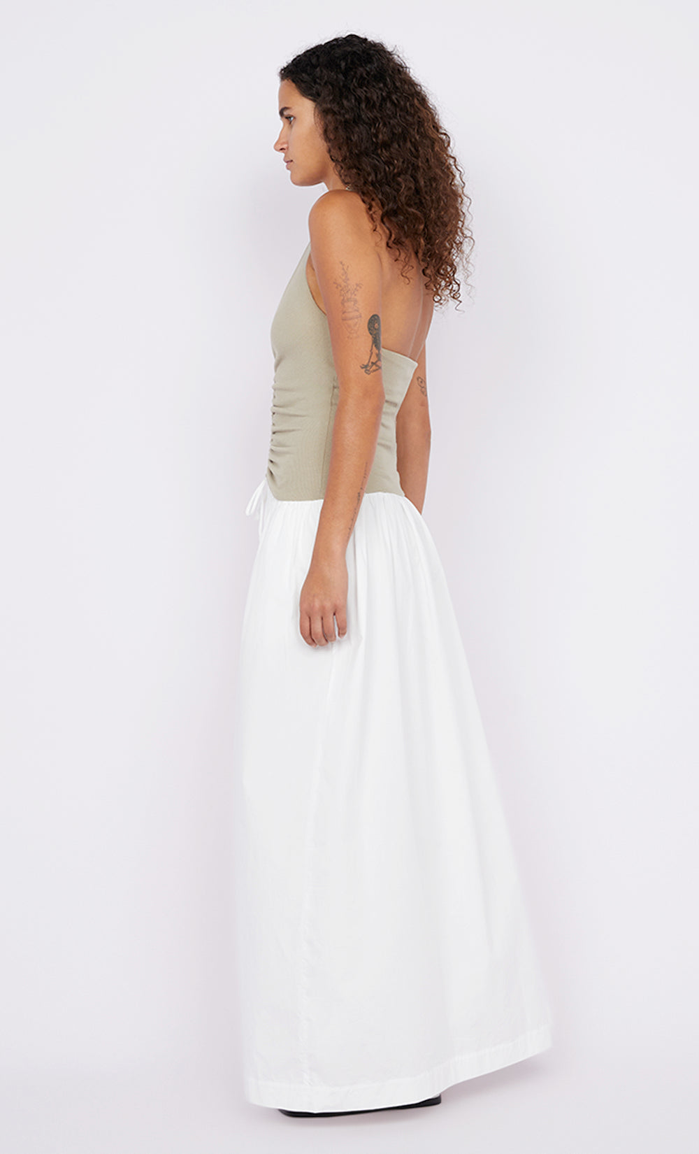 LEILA HALTER DRESS - TAUPE/IVORY