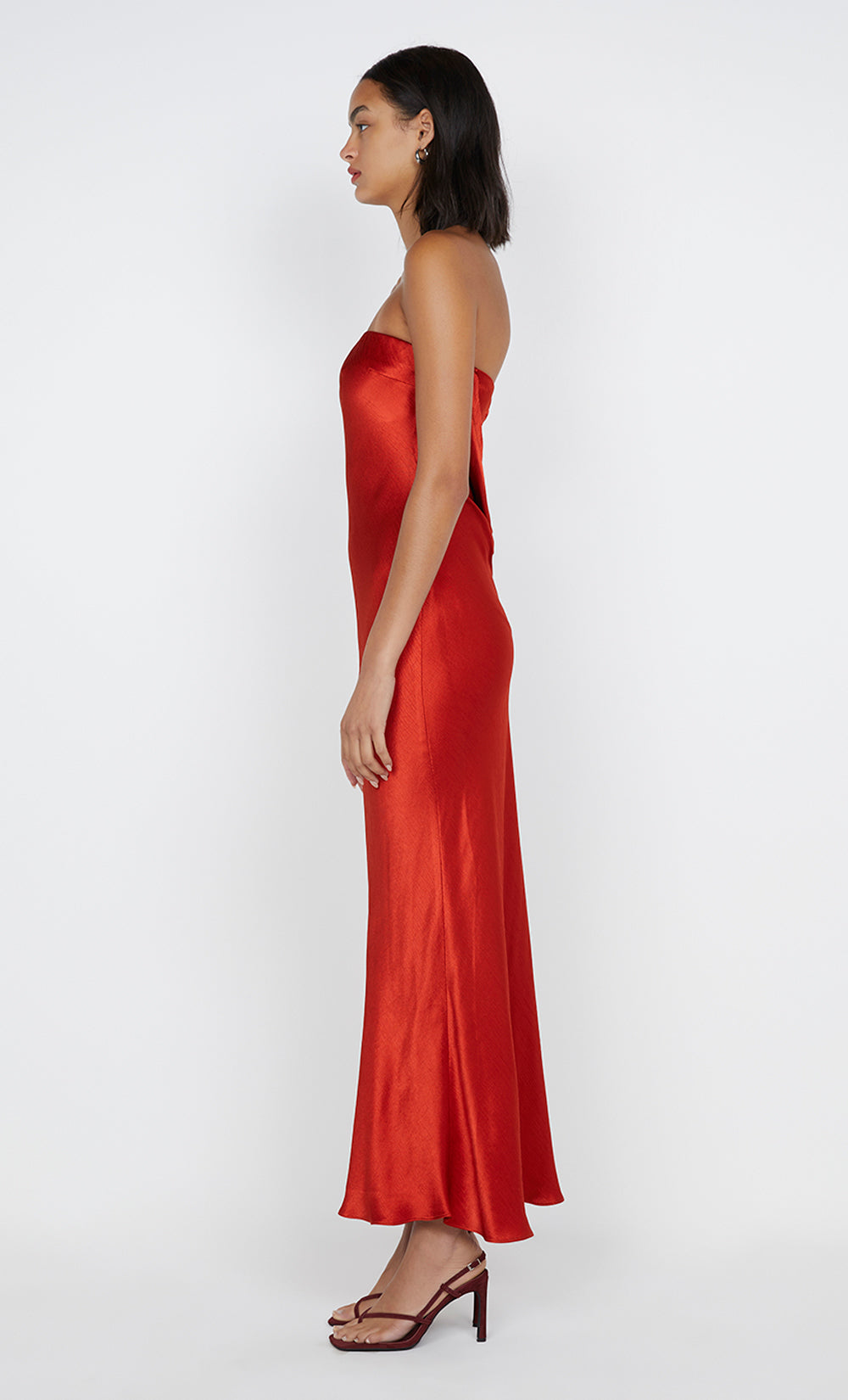 MOON DANCE STRAPLESS DRESS - CRIMSON