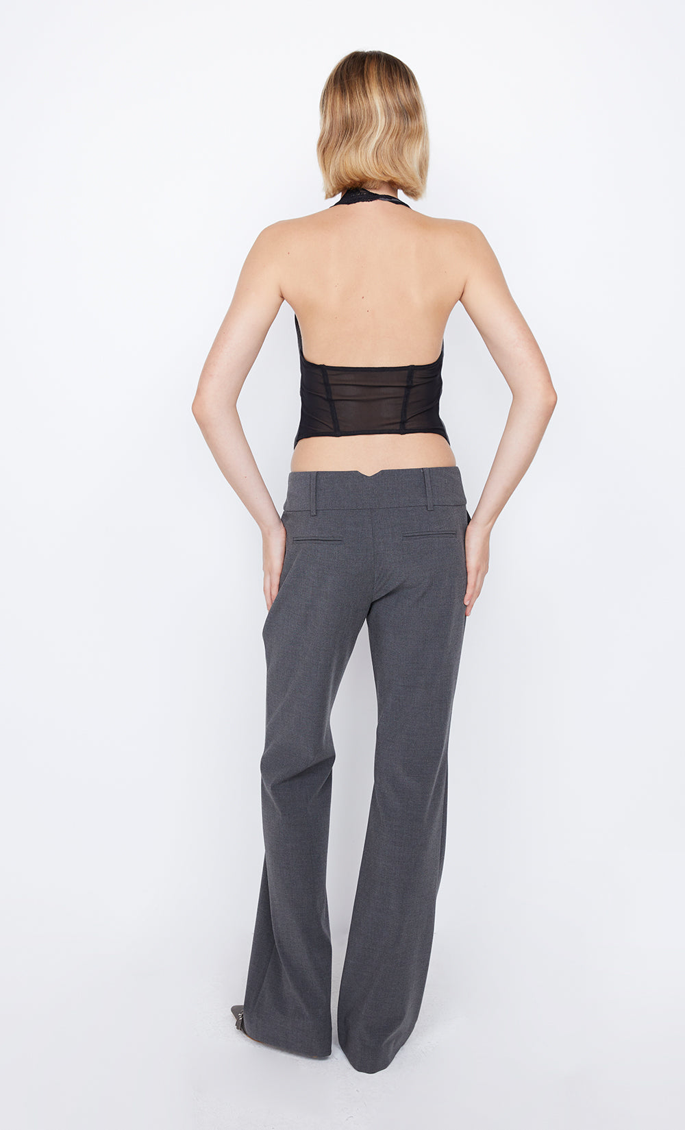 NAIDA HALTER TOP - CHARCOAL