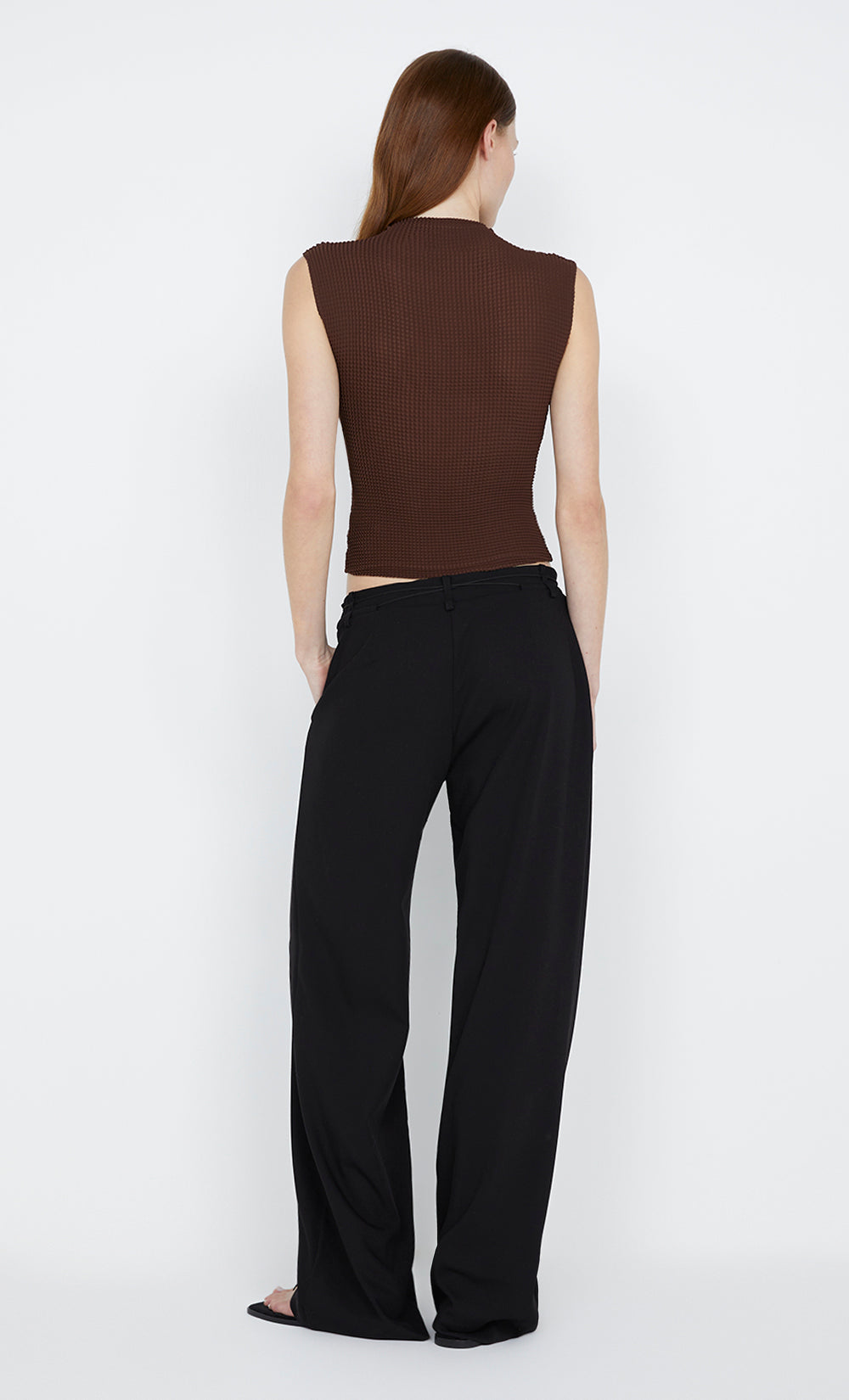 OLINA FUNNEL NECK TOP - CHOCOLATE