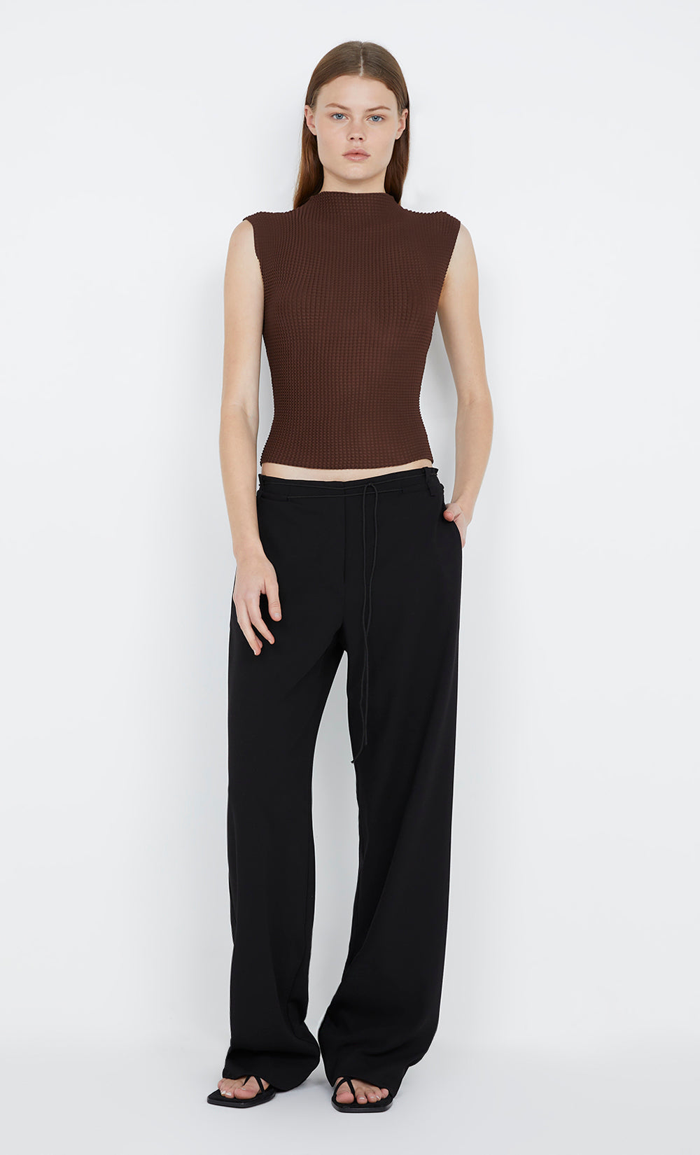 OLINA FUNNEL NECK TOP - CHOCOLATE