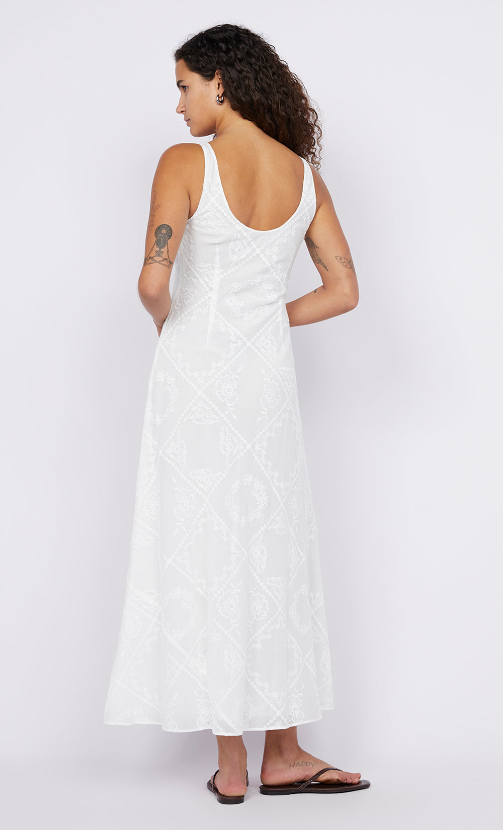 ZALEA SCOOP NECK DRESS - WHITE