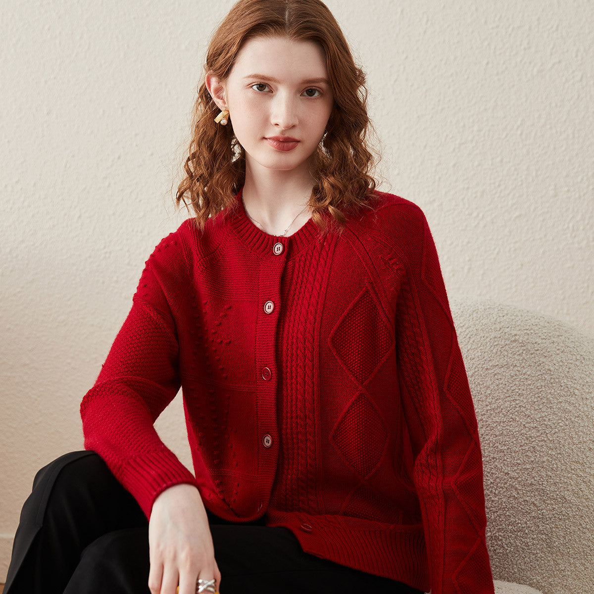 100% Wool Elegant Ribbed Knit Cardigan