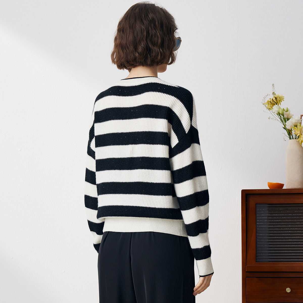 100% Cashmere Classic Womens Striped Sweater