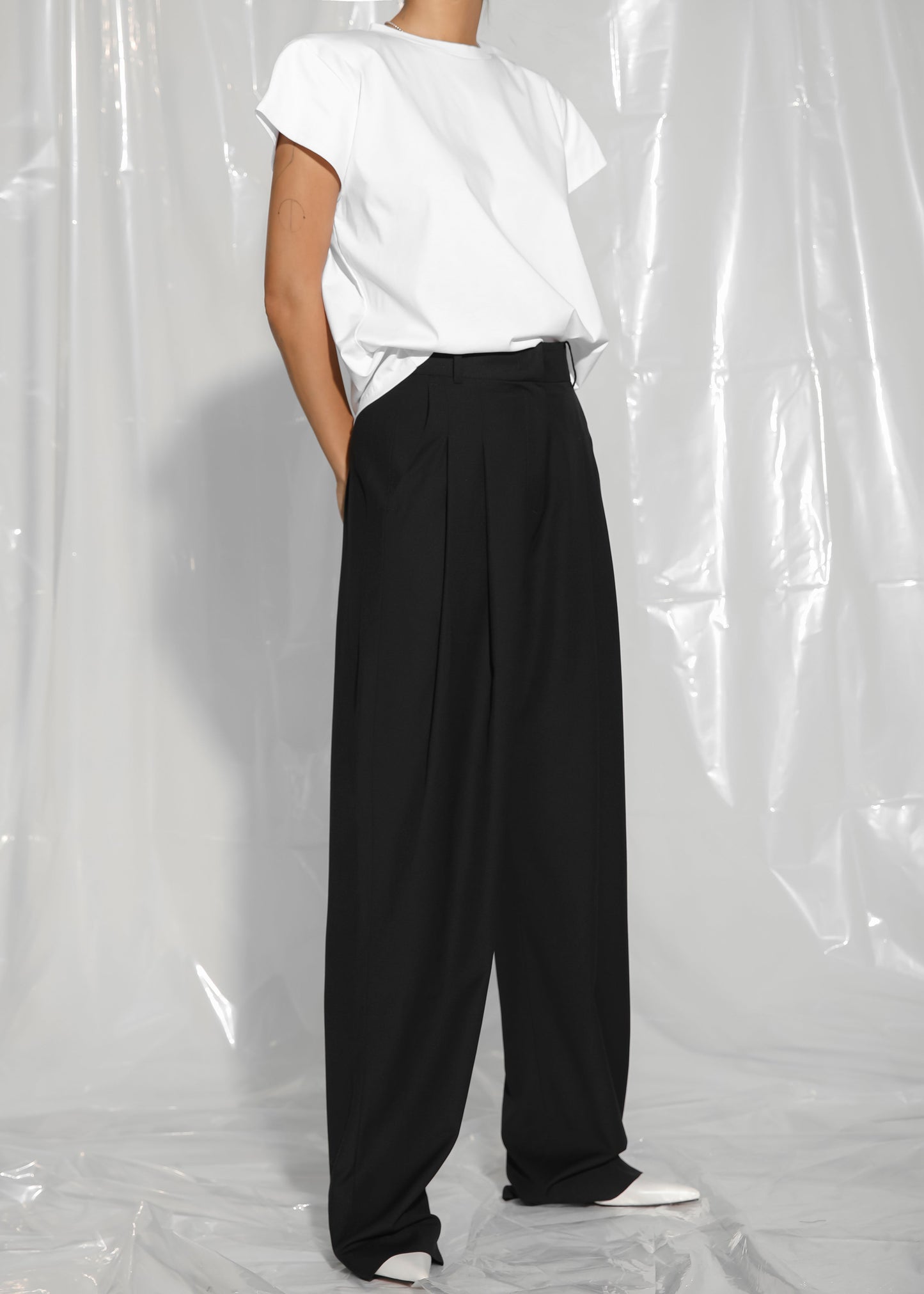 Gelso Pleated Trousers - Black